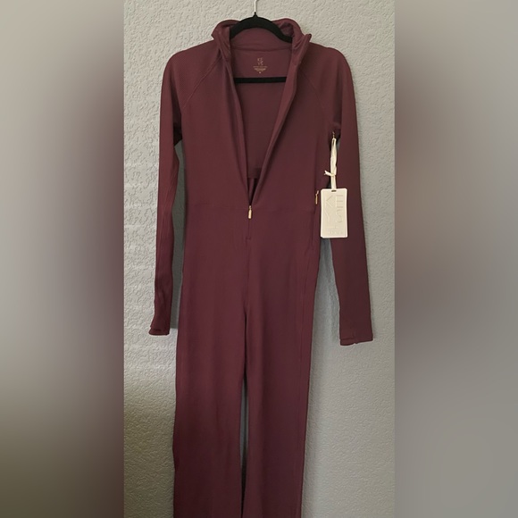 NWT ATHLETA + ALICIA KEYS Goddess Bodysuit, Maroon, Size M 450639 - Picture 10 of 16